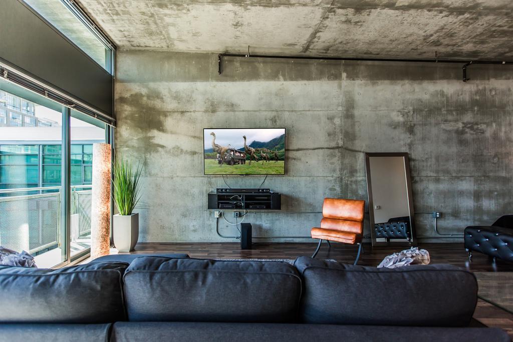 Met Lofts Suites Downtown La Лос-Анджелес Экстерьер фото